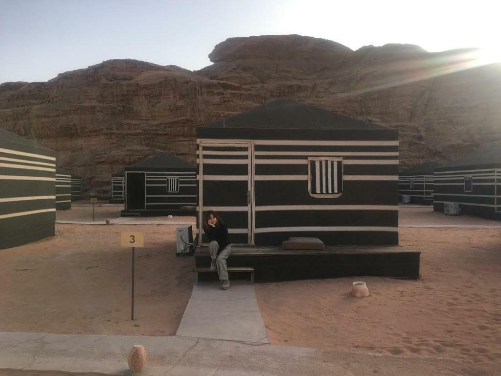 Space Village Luxury Camp Ουάντι Ραμ Εξωτερικό φωτογραφία